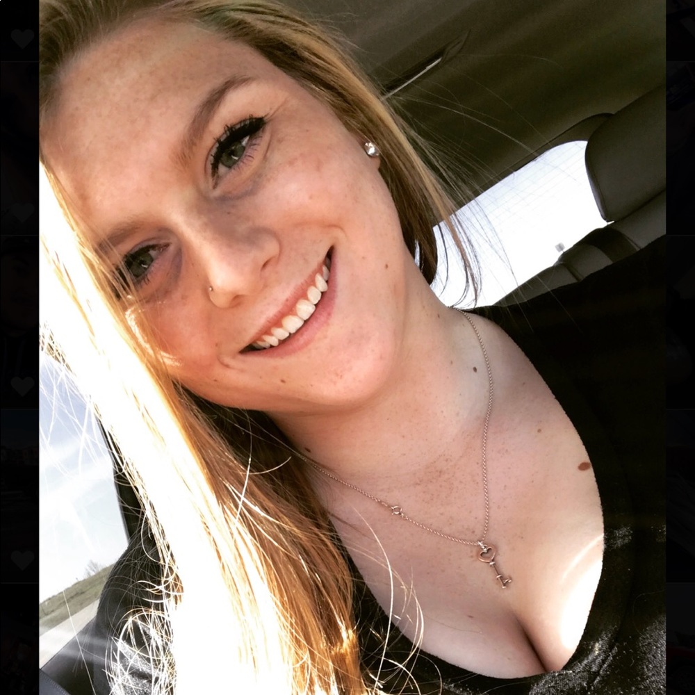 Meet your Posher, Marina